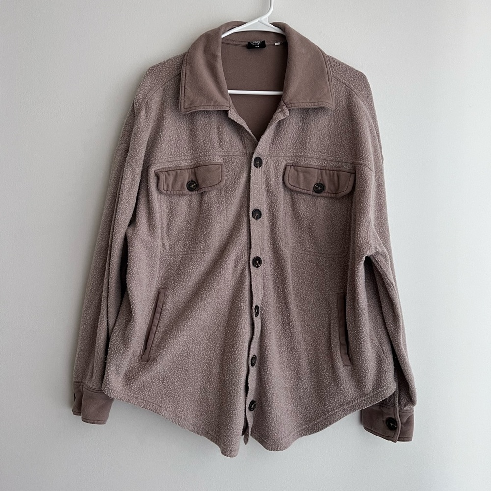 Pacsun Homecoming Button Down Shacket XS/S Taupe - Picture 3 of 6